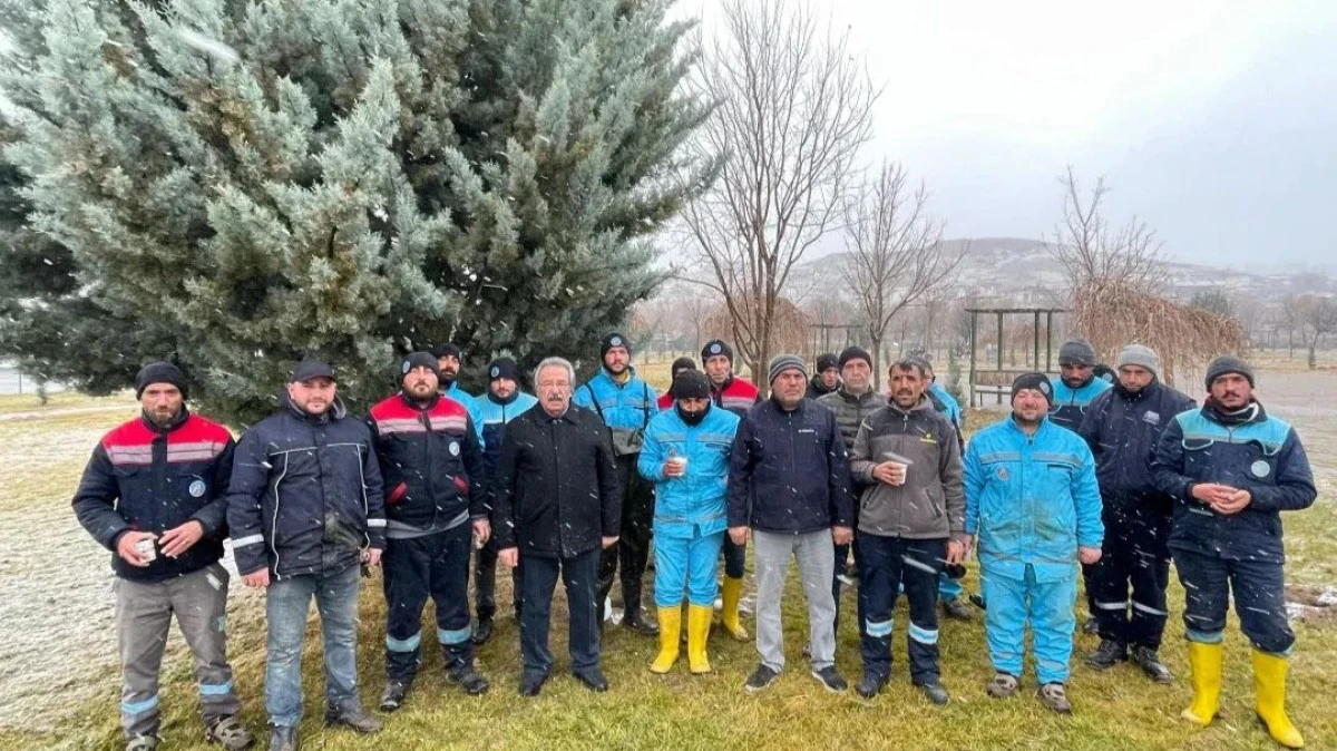 Avanos&rsquo;ta Bir G&uuml;nde 2 Bin Fidan Toprakla Buluştu