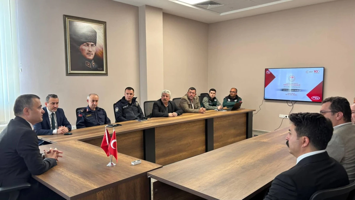 Ayhanlar Barajı i&ccedil;in su kaynakları masaya yatırıldı