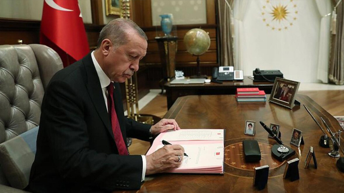 Gazeteci Doğan: Erdoğan iki bakanı görevden alacak