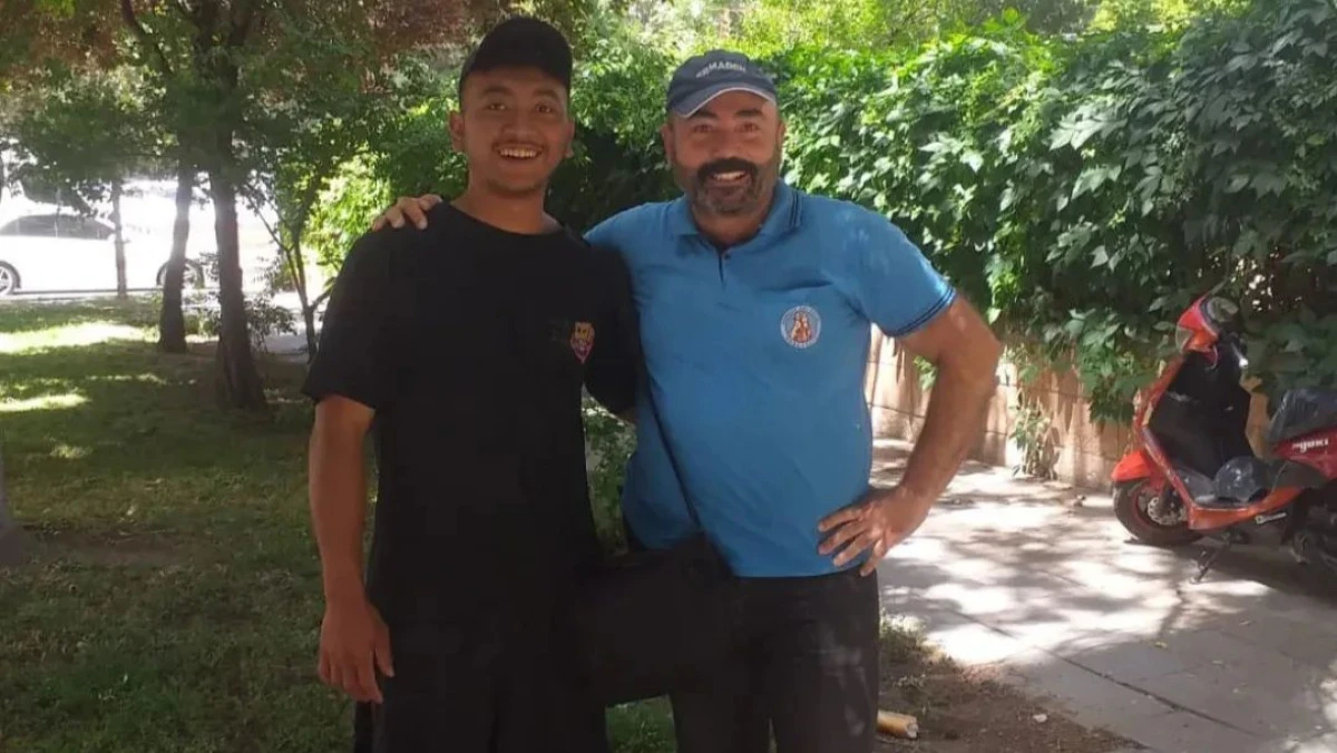 Kayıp Çanta Duyarlı Belediye Personeli Sayesinde Sahibine Ulaştırıldı