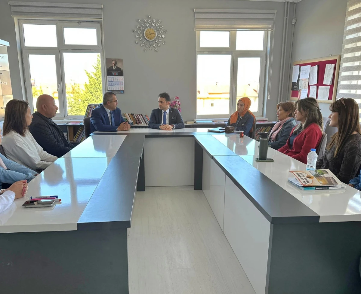 Kaymakam Bilici’den Şehit Polis Halil Gün Ortaokulu’na Ziyaret